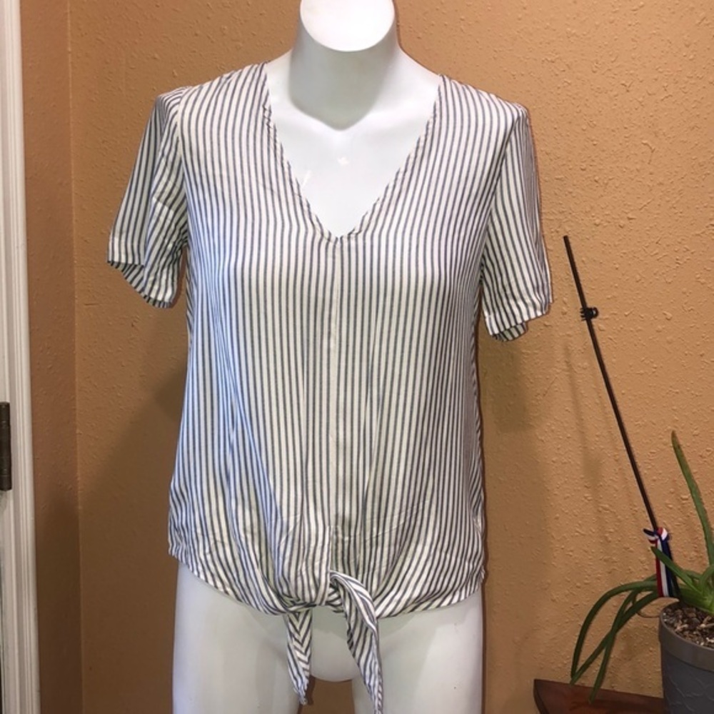 Madewell NWT striped front tie top